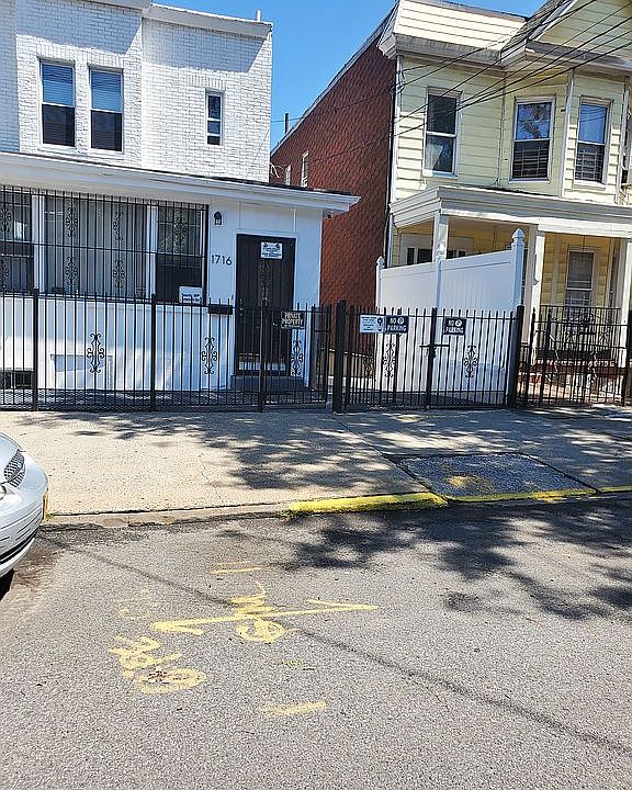 1st image of 1716 Van Buren St