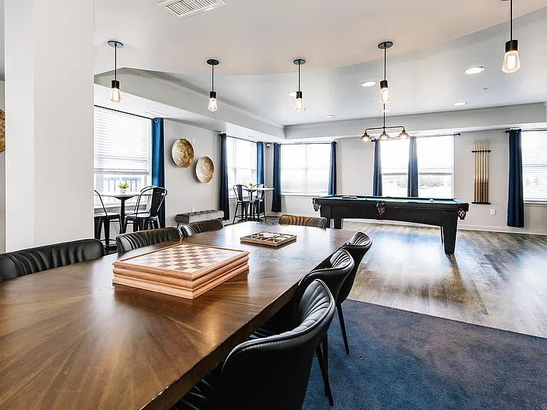 Mission Place Apartments — Photo 17