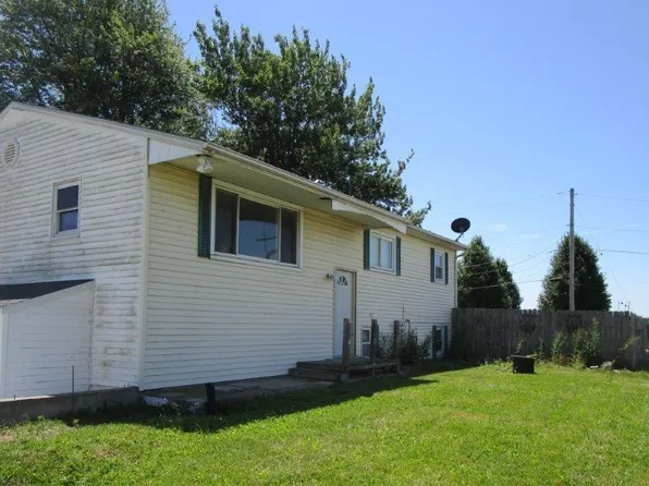 2500 Glad St, Warsaw, IN 46582