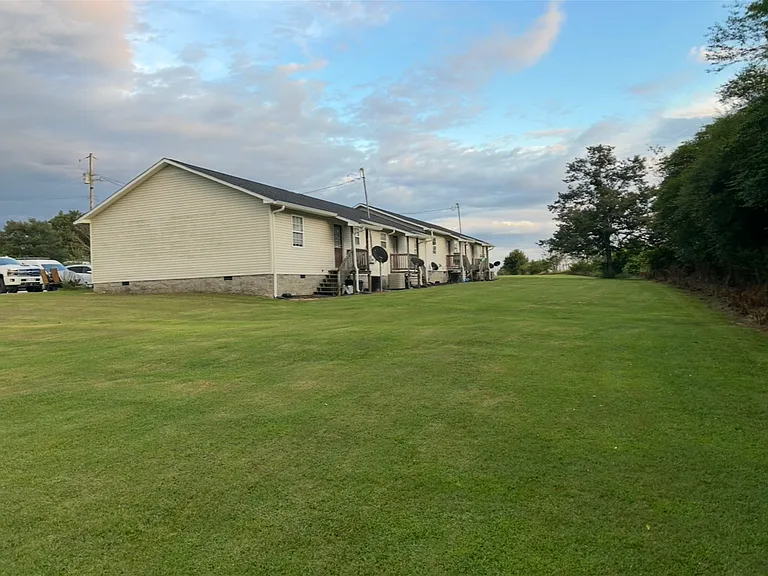 230 County Road 324 — Photo 8