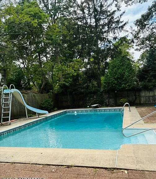 375 Arrowhead Dr — Photo 12