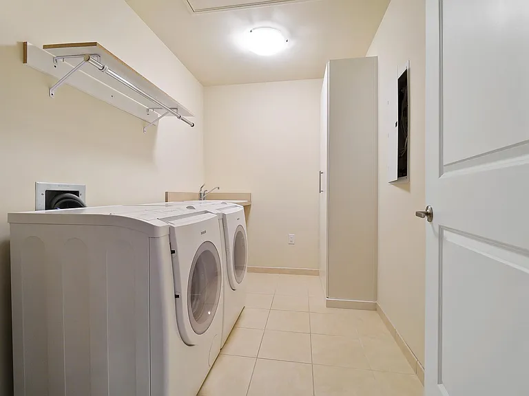 1 Roebling Way #904 — Photo 24