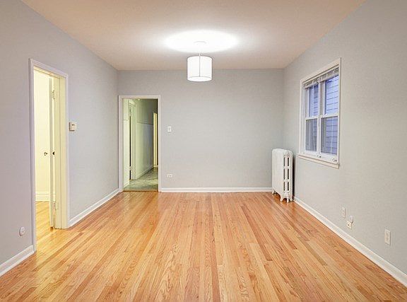 4th image of 5934 W Eastwood Ave #1