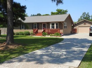 3526 E Meadow Ln, Dickinson, TX 77539
