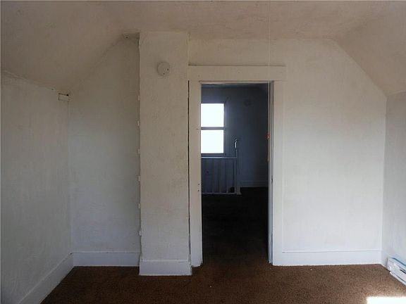 5th image of 1302 N C St