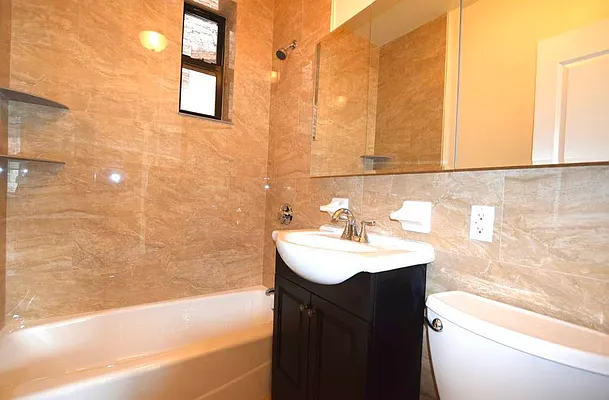 Rented by Street Realty Brokerage LLC | media 19