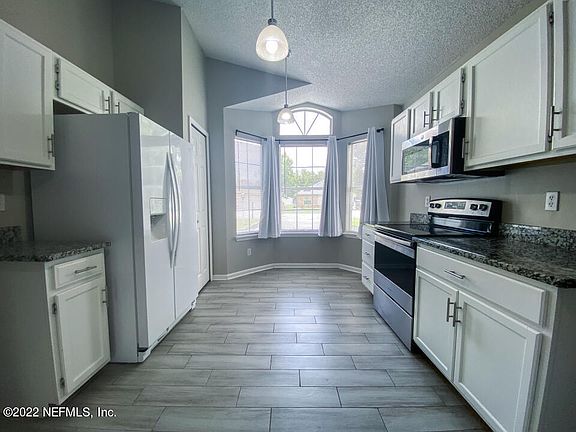 4th image of 2860 SUTTON ESTATES Circle N
