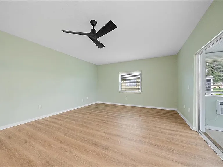 5865 Tidewood Ave #8 — Photo 13