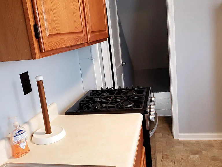 5651 Fenwick Dr — Photo 13