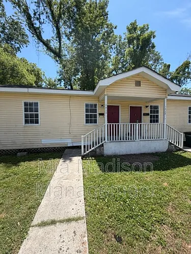 1415 Richards St Photo 1