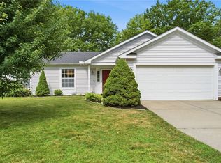 7100 Cross Creek Dr, Mentor, OH 44060