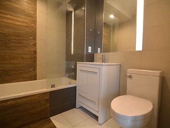 5th image of 72 N Henry St APT 5F