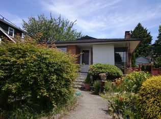 7052 18th Ave NW, Seattle, WA 98117