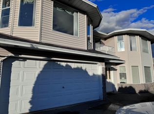 15297 92nd Ave, Surrey, BC V3R 0A8