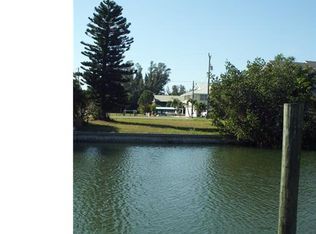 2396 Sycamore St, Saint James City, FL 33956