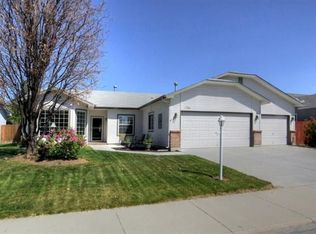 1754 E Meadowgrass St, Meridian, ID 83646