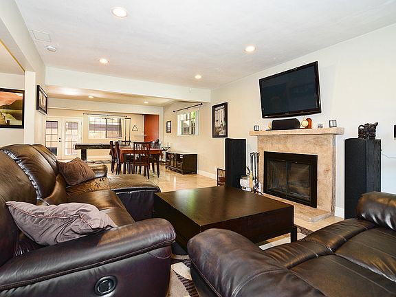 4th image of 22546 Lull St