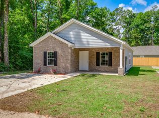 50 Paulette Dr, Crawfordville, FL 32327