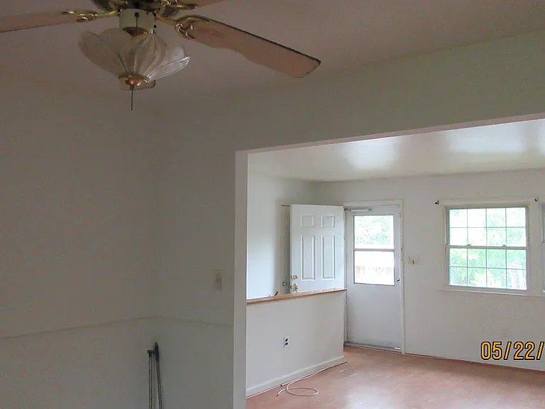 4419 Kentmore Dr — Photo 42