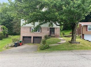 358 Lime Oak Dr, Pittsburgh, PA 15235