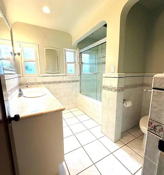 2342 Selby Ave — Photo 26