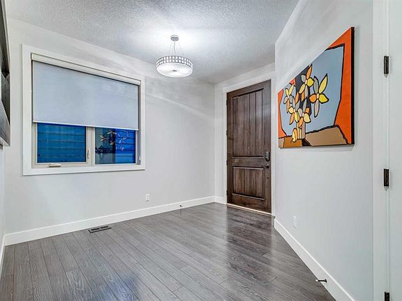 2nd image of 61 W Masters Lndg SE