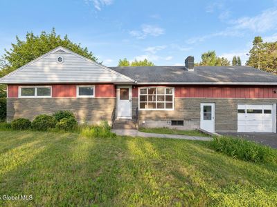 11 Drawbridge Drive, Albany, NY, 12203