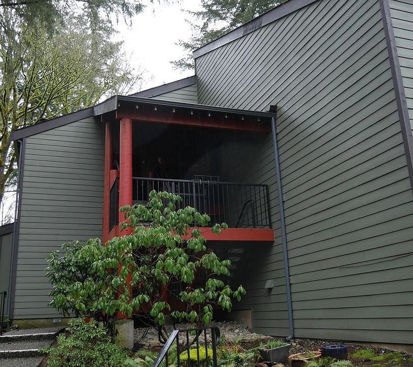exterior entry