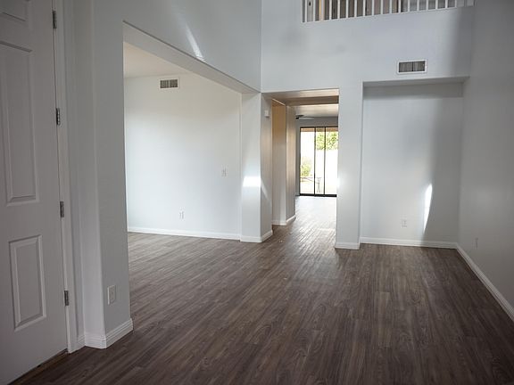4th image of 15442 W Statler Cir
