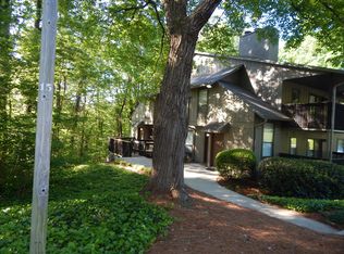 1305 Cumberland Ct SE, Smyrna, GA 30080