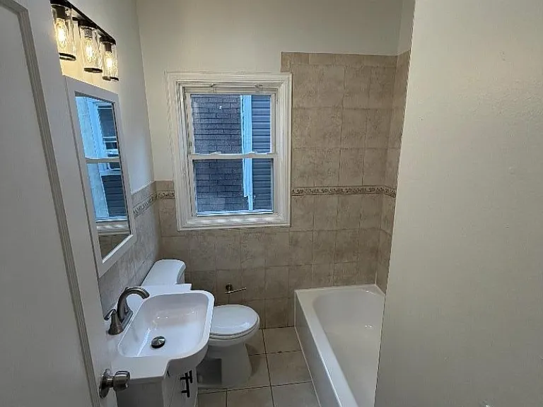 10 Glennon Pl — Photo 3