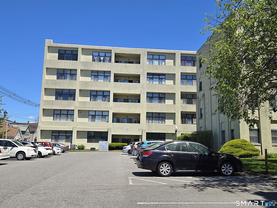 1st image of 126 Judd Square #126