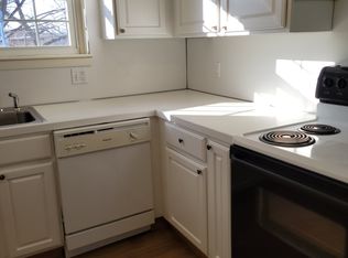 87 Farwell St APT D, Newtonville, MA 02460