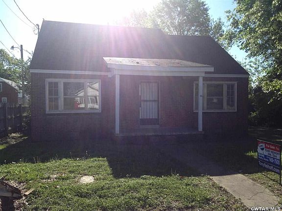 3rd image of 60 Holland Ave
