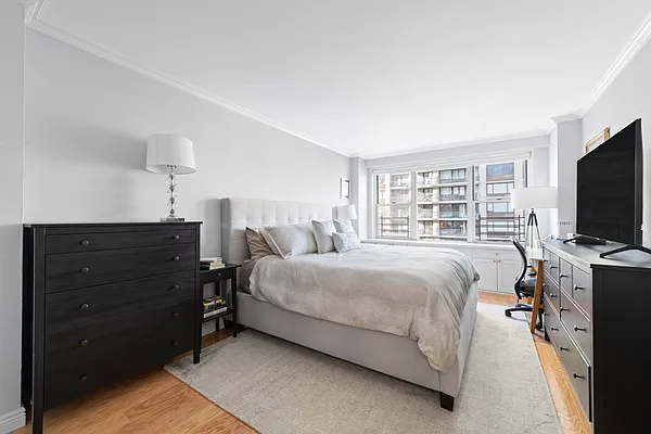 Sold by Keller Williams NYC | media 5