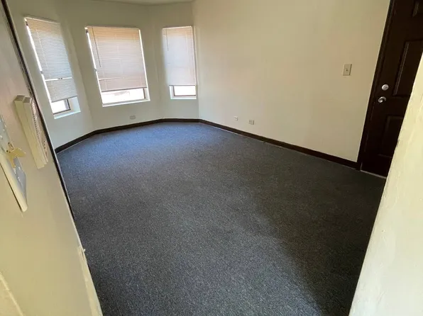 8050 S Ingleside Ave #3A, Chicago, IL 60619