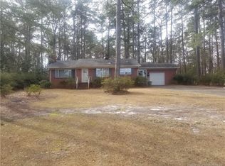 307 Country Club Dr, Fayetteville, NC 28301