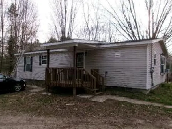 4262 10th Ave, Sears, MI 49679