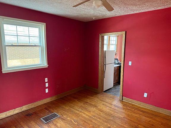5th image of 205 N Springer St #1