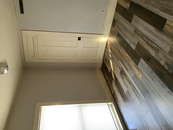 2nd image of 104 E Boston Ave APT 4