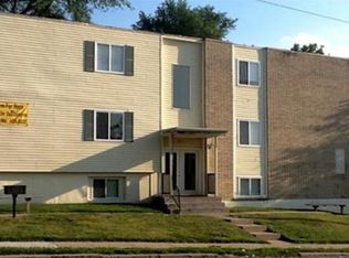 2815 Parallel Pkwy, Kansas City, KS 66104