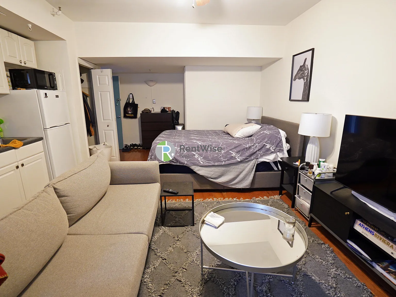 Studio, 1.0 bath, 342 sqft, $2,500 — Photo 1