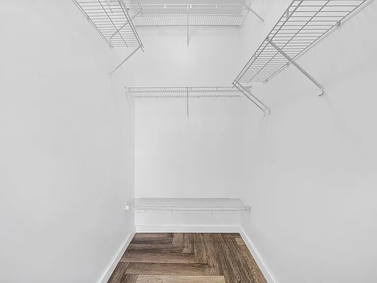 511 SE 5th Ave #615 — Photo 11