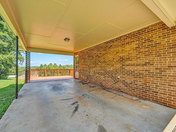 4th image of 602 Power Dam Rd