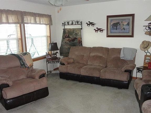 4th image of 1203 W County Road 100 S