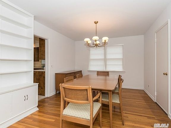 5th image of 46 W Madison St