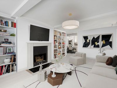 424 E 52nd St APT 2C, Manhattan, NY, 10022