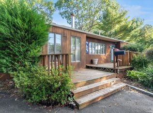 23 Fenwood Rd, Huntington Station, NY 11746