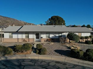 11901 Phoenix Ave NE, Albuquerque, NM 87112