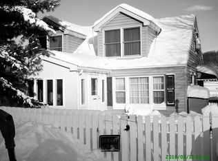 40 Spruce St, Coatesville, PA 19320